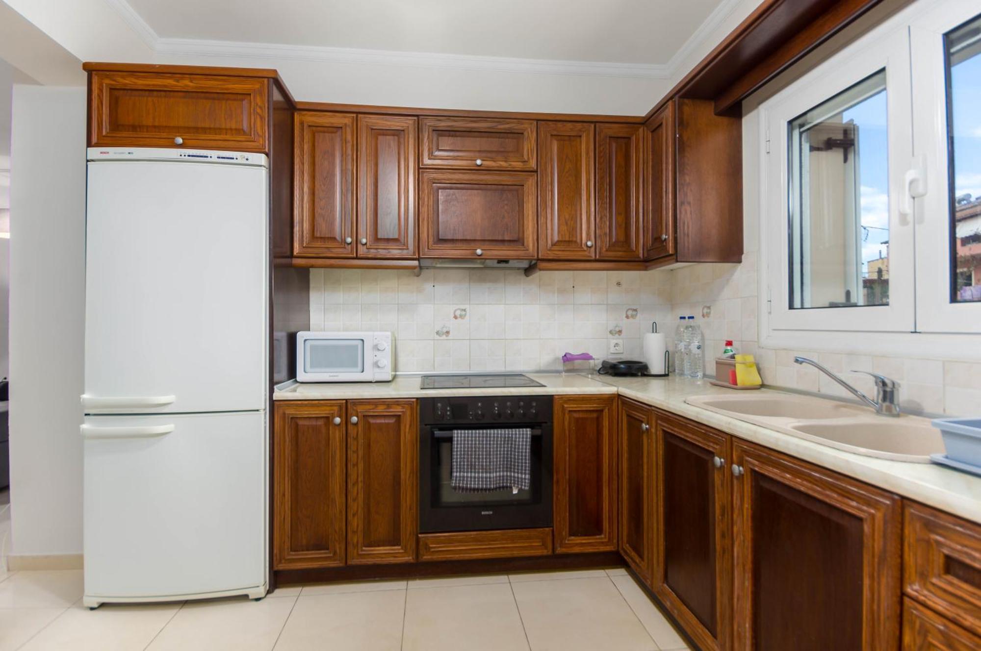 Διωροφη Μεζονετα-2Km Απο Το Κεντρο-Iliana House Apartamento Alepou Exterior foto
